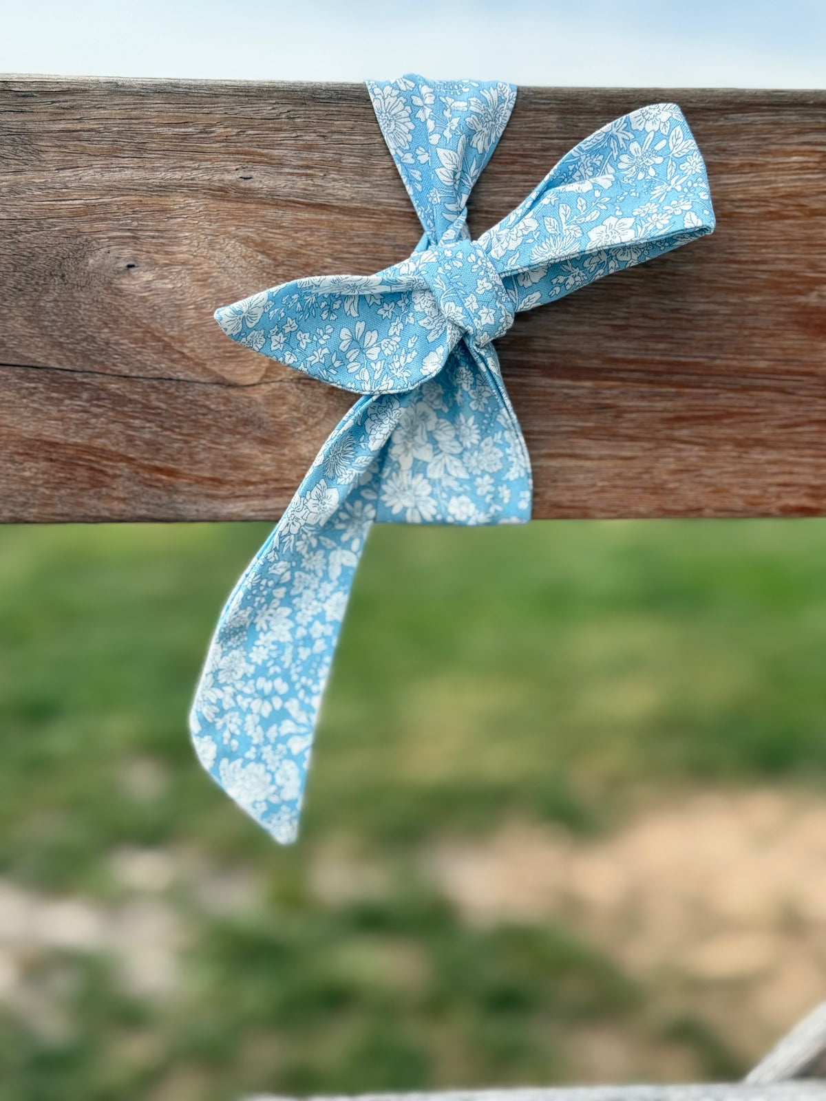 Neck Tie - Bluebell Bloom