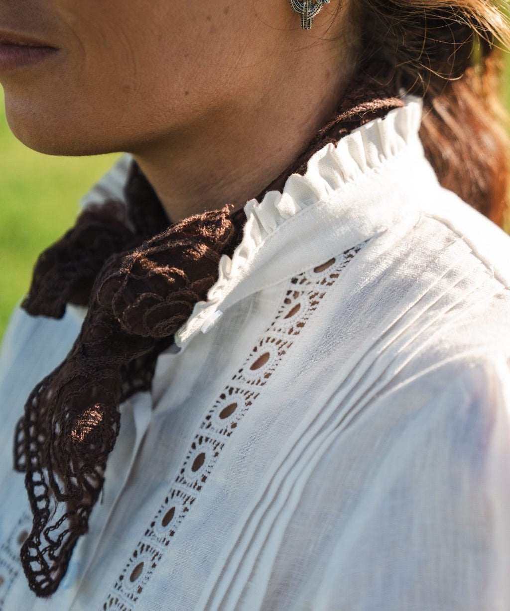 Charlotte Womens Linen Blouse in White | Lace Detail